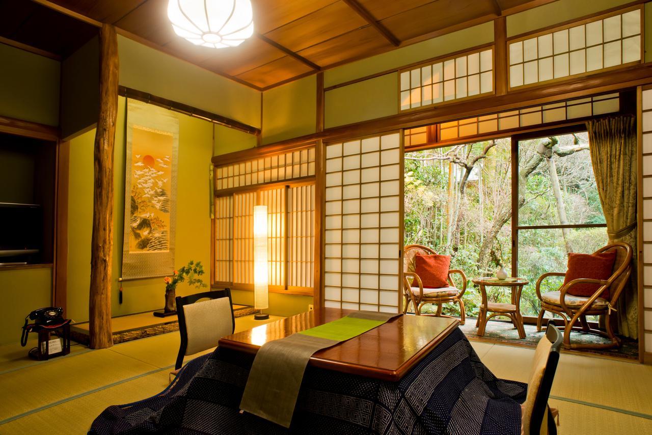 YAMABUKI - Chambre de Style Japonais avec Bain Thermal en Plein Air