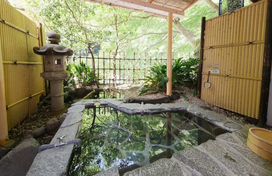 Ichinoyu Honkan-1